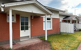 Rivitalokaksio 52m2 Ilmastointi, Sauna, Autokatospaikka